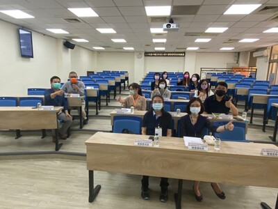 111.03.31 高中／職及科技大學外語群課程銜接會議