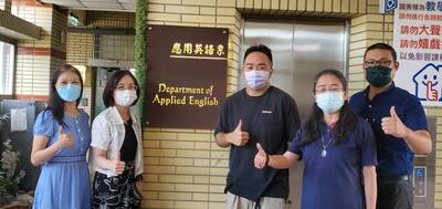 111.06.26 英國密德薩斯大學4+1